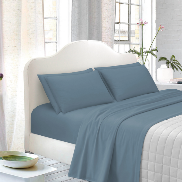TESS Completo Letto Matrimoniale 100% Cotone, Colore Celeste Tinta Unita, Completo Lenzuola Matrimoniali 170x195 cm Composto da Lenzuolo sotto, sopra e 2 Federe